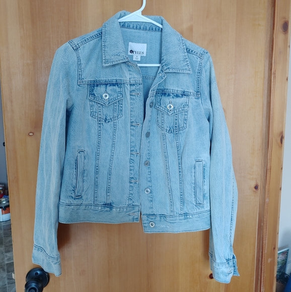 STYLUS Jackets & Blazers - Stylus Light Wash Jean Jacket